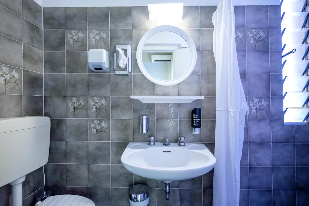 Hotel Giumer Rimini Eksteriør billede