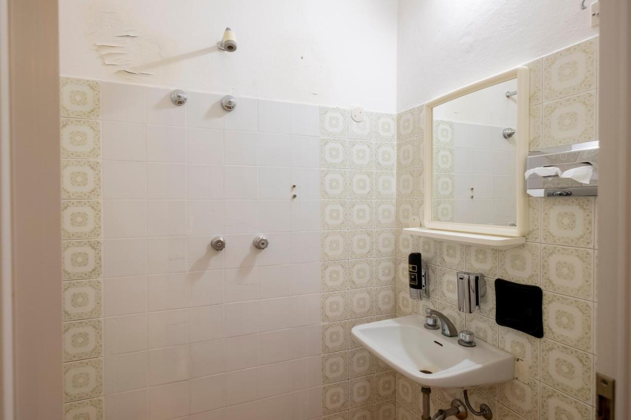 Hotel Giumer Rimini Eksteriør billede
