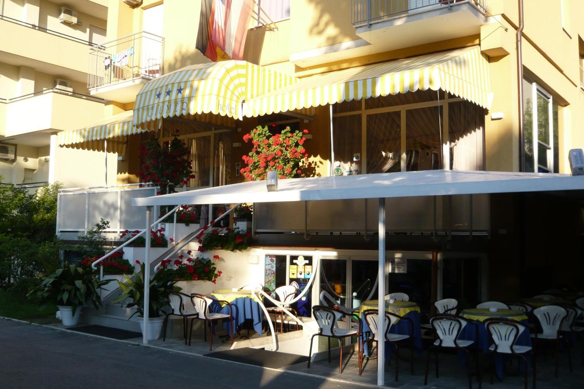 Hotel Giumer Rimini Eksteriør billede